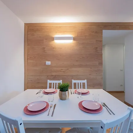 Luxury Flat In Bormio - 69 Апартаменты